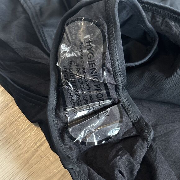 NWT Swimsuits For All Black One Piece Bathing Suit With Rouched Sides Size 24 - Picture 6 of 9